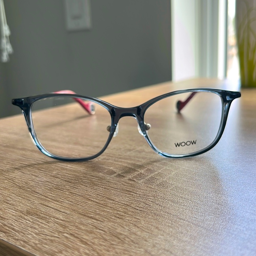 WOOW On Time 4 Eyeglasses, Crystal Grey with Red/Tortoise accents